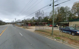 Seals Body Shop & Wrecker Services