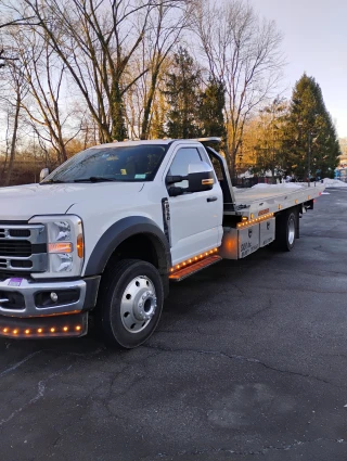 Nussbaum's Wreckers & Rollback