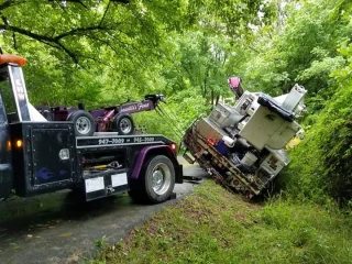 Clinton Highway Wrecker Service