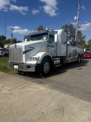 White's Wrecker Service