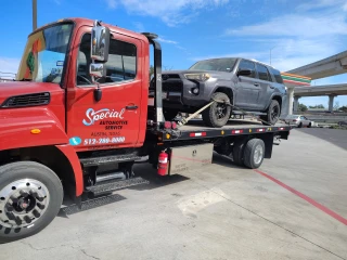 Rocha's Towing Service