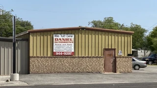 Daniel Automotive & Wrecker