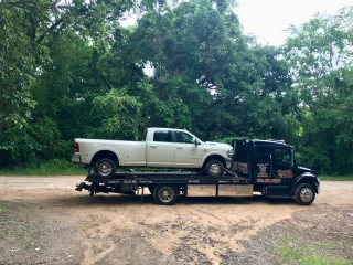 Preston's Towing