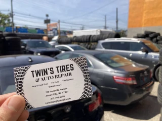 Twin’s Tires