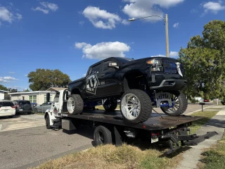 Road Runner Towing & recovery