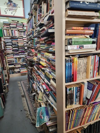 Marketplace Antiques & Flea Market