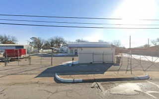 Owen's Motor Inn Garage