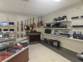 Easy $ Cash Pawn & Jewelry (101 Gulf Freeway South, League City)