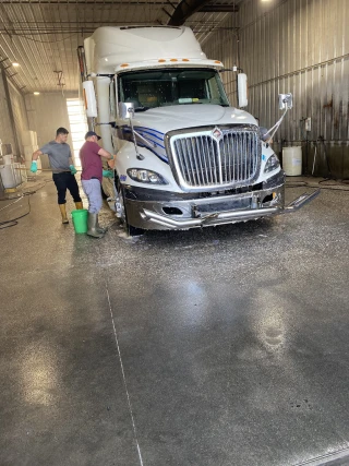 T & A Truck Wash
