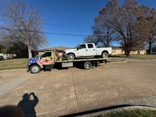 AK Towing LLC