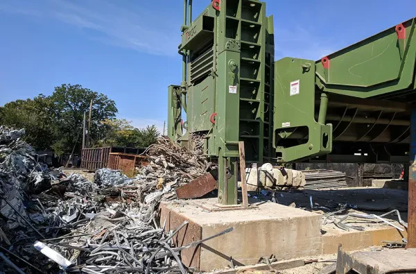 Deckers Salvage West Inc - photo 3