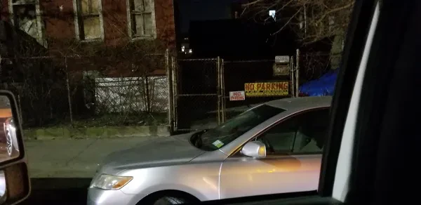 Blocked Driveway Towing - photo 3
