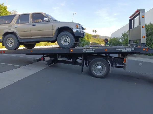 Dick's Towing - photo 3