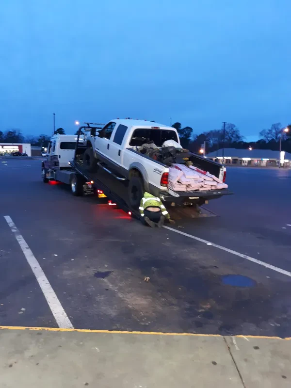 Red River Wrecker Service - photo 2