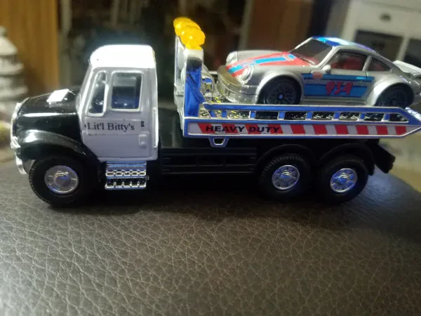 Little Bitty's Towing LLC - photo 3