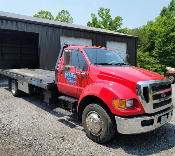 Hill's Towing - photo 4