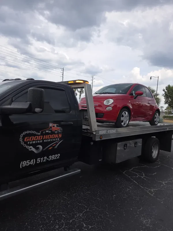 Good Hooks Towing Services - photo 3