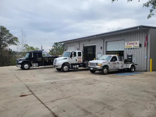 Terry's Towing - photo 2