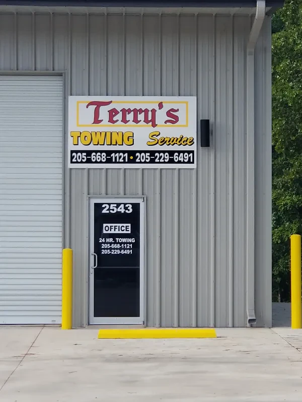 Terry's Towing - photo 4
