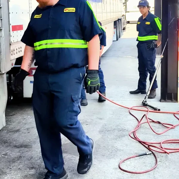 Love's Truck Care - photo 2