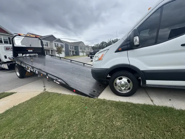 Gladiator Tow & Recovery - photo 4