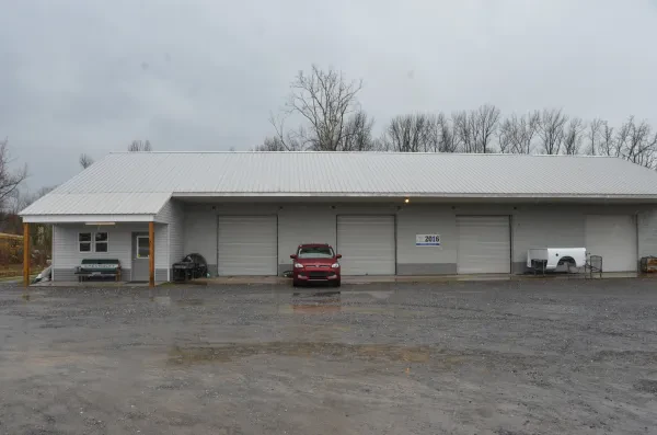Dukes Body Shop & Used Cars - photo 2