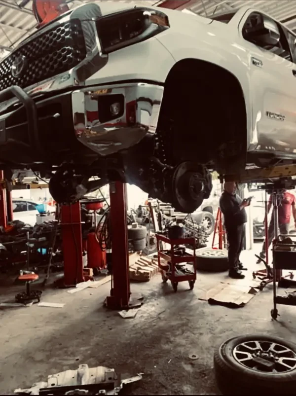 Rincon's Auto Shop - photo 2