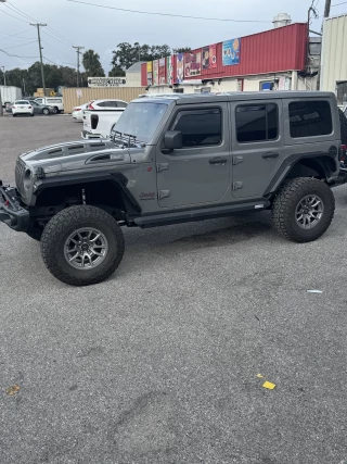 Lockhart Auto Body