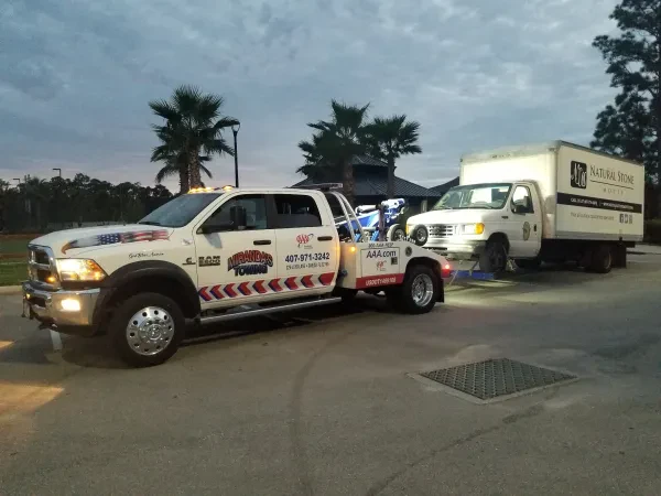 Miranda's Towing - photo 2