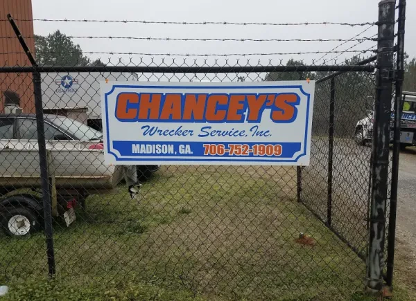Chancey's Wrecker Service - photo 3