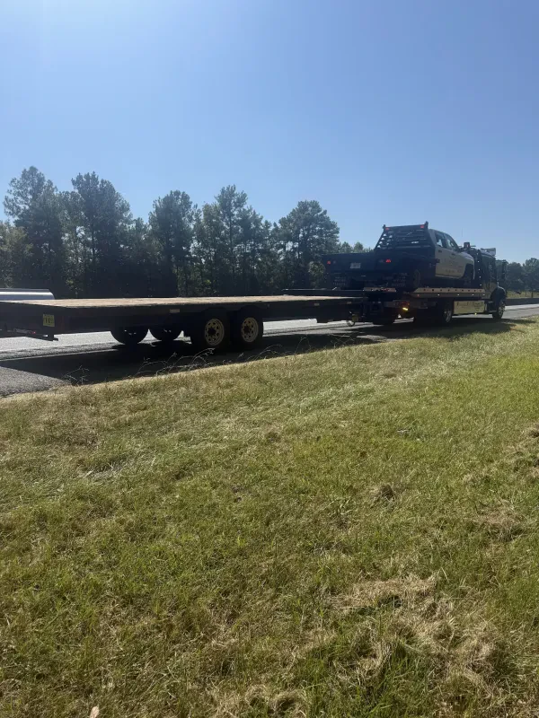 Hurt's Towing - photo 3