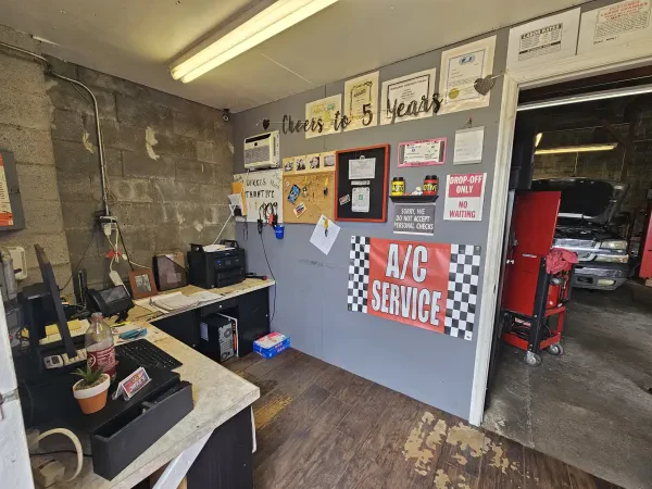 Dirke's Automotive - photo 3