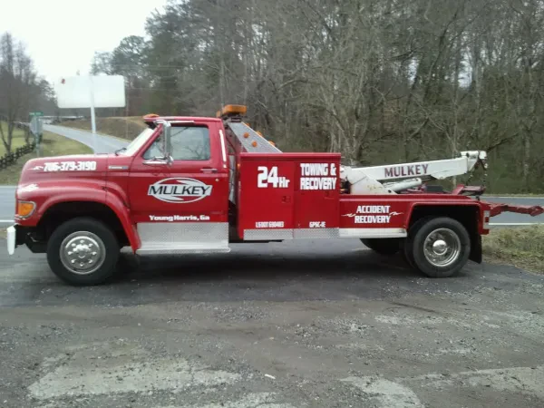Mulkey's Garage & Wrecker Services - photo 2