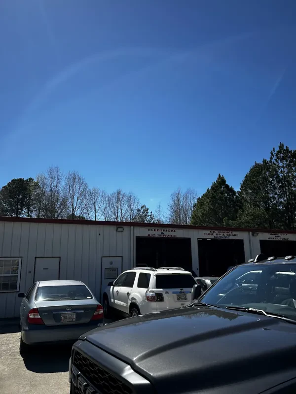 J&L AUTO REPAIR - photo 2
