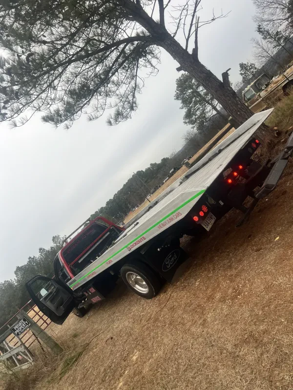 Studdard Towing - photo 2
