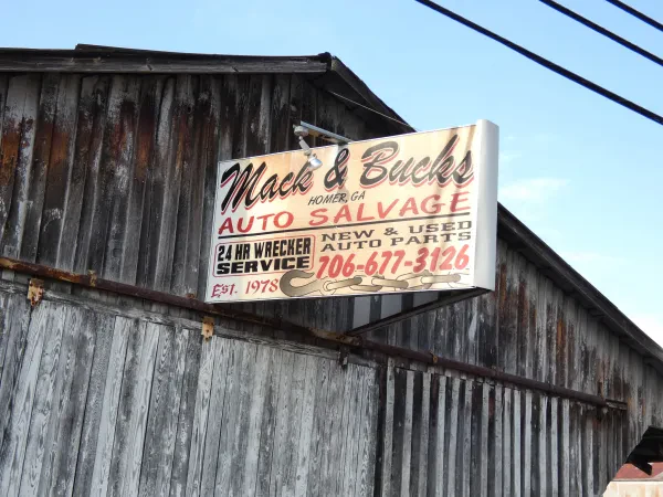 Mack & Bucks Towing & Recovery - photo 4