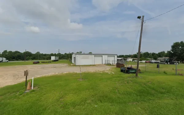 Vince Mixon Wrecker Service - photo 4