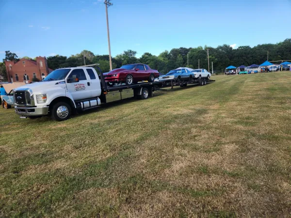 L & E Towing LLC - photo 4
