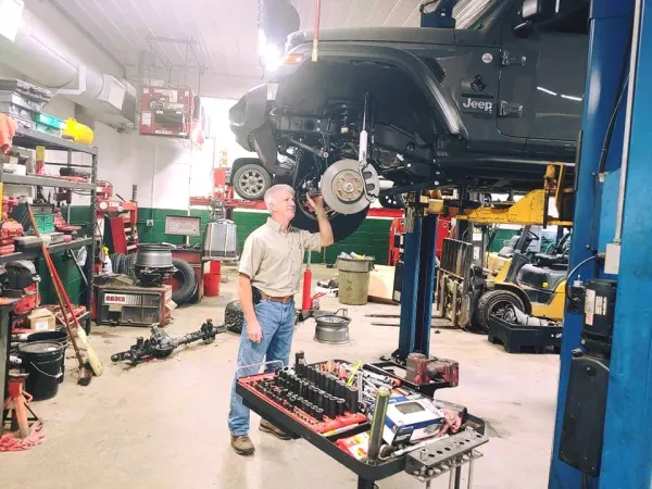 Fort Oglethorpe Auto Service Center - photo 4