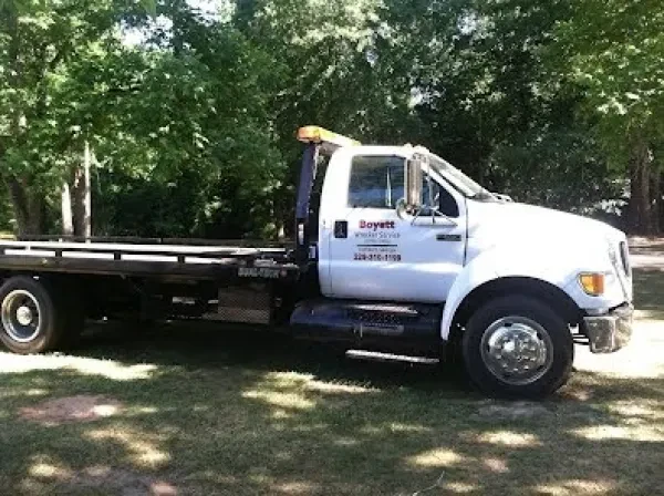 Boyett Wrecker Service - photo 2