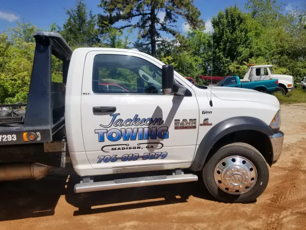 Jackson Towing & Auto Repair Service - photo 2