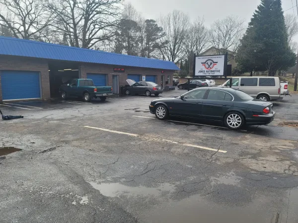 Jones Automotive - photo 2