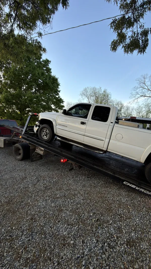 J&N TOWING and recovery - photo 4