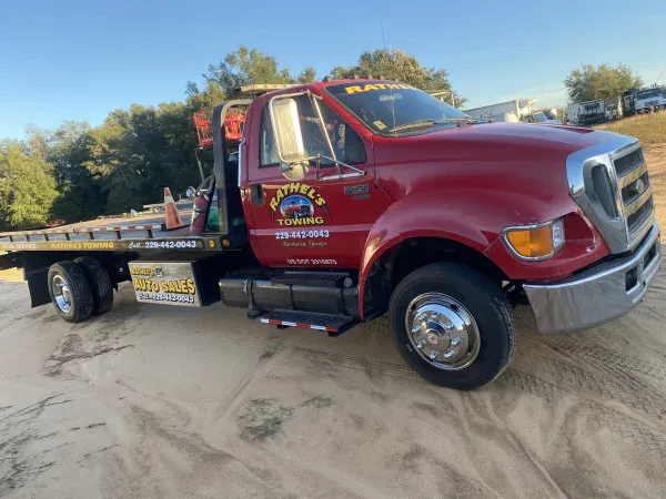 Rathel's Towing & Auto Sales - photo 2