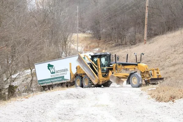 Hennessy Towing - photo 4