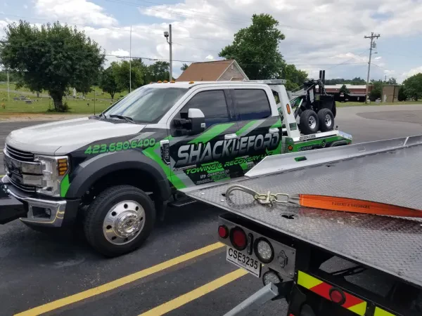 Shackleford Towing & Recovery, LLC - photo 2