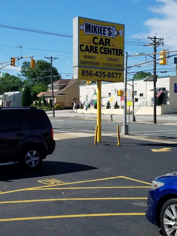 Mikiee's Car Care Center - photo 2