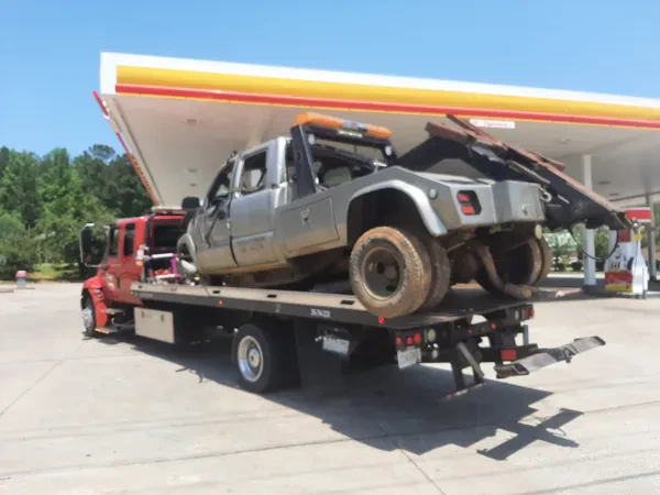Ray's Towing - photo 3