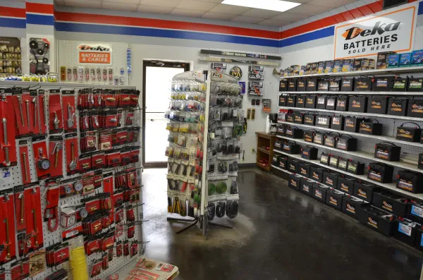 David's Auto Parts - photo 4