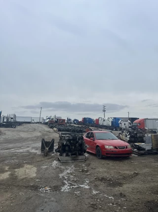 Stateline Truck Parts & Recycling